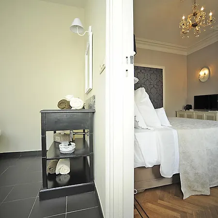 Bed & Breakfast Expo 13