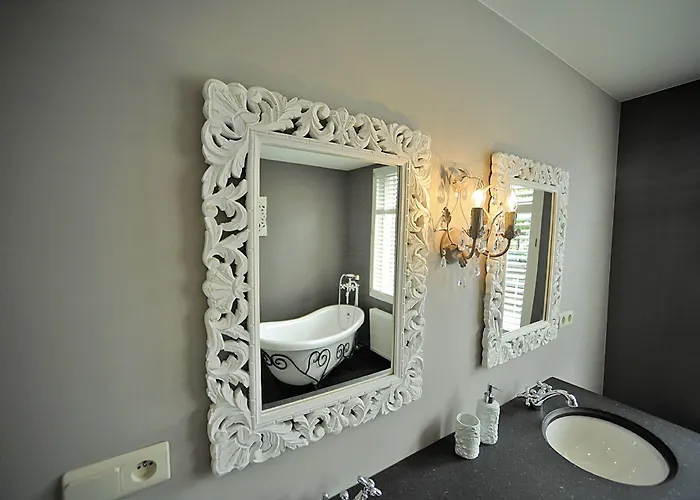 Expo 13 Готель типу 